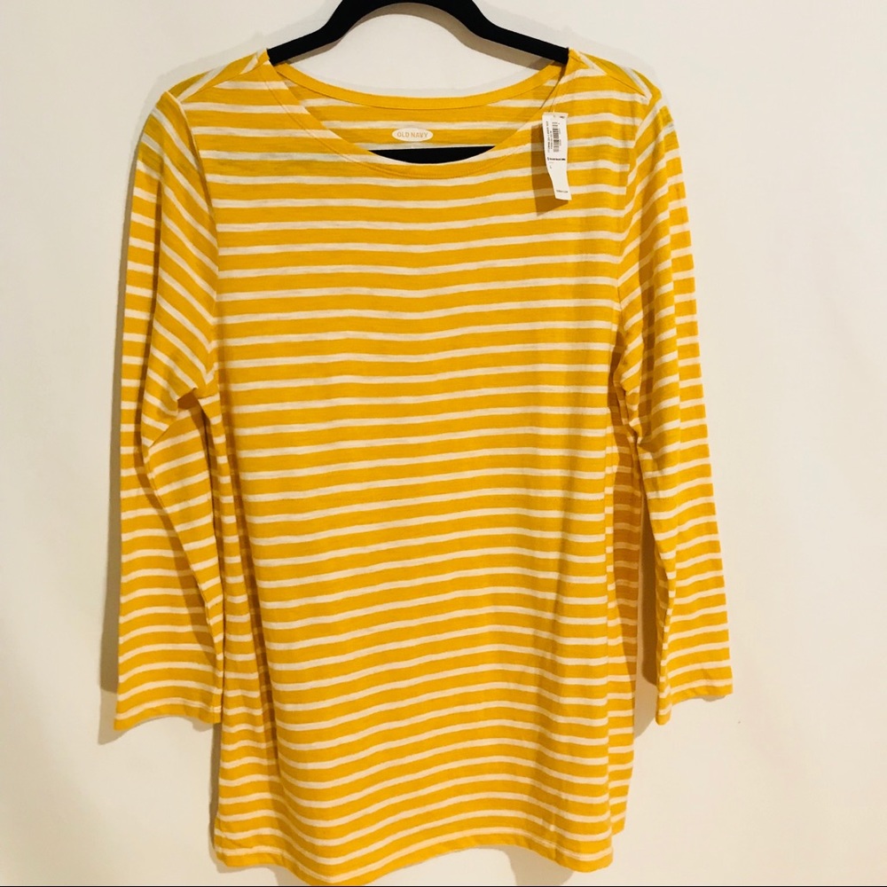 Old Navy lightweight Sweater- NWT